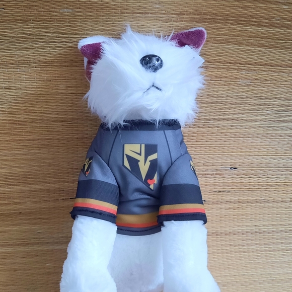 Bark Andre-Fleury, Rare White Plush Dog, Vegas Golden Knights, 2018- NWT - Picture 11 of 16